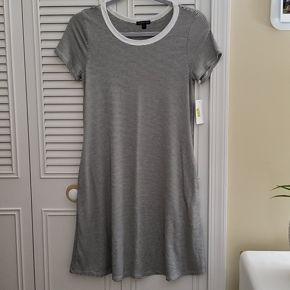 Black & white striped t-shirt dress